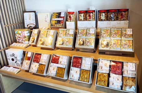 進物コーナー
